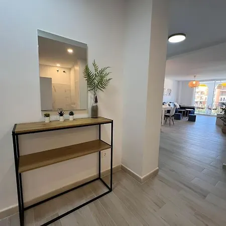 Elegante Y Luminoso De Playa Apartment Fuengirola